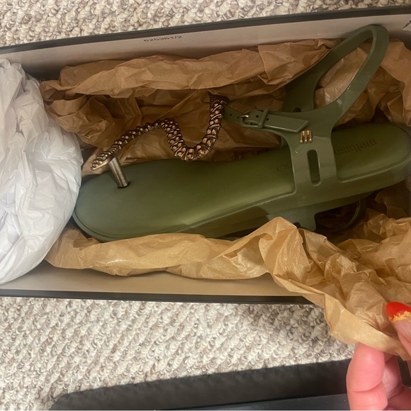 Melissa bobo green and bronze serpent/snake sandal flip flop size 6 - Picture 10 of 11
